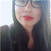 La profesora de programación atiende a alumnos de todas las edades